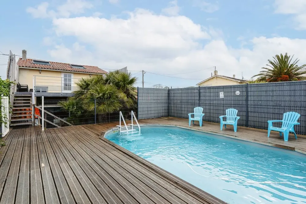 maison boyardville piscine 96m2 900m plage (5)
